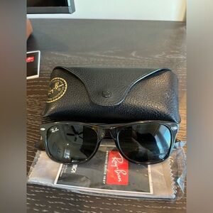 Rayban “New Wayfarer” Sunglasses